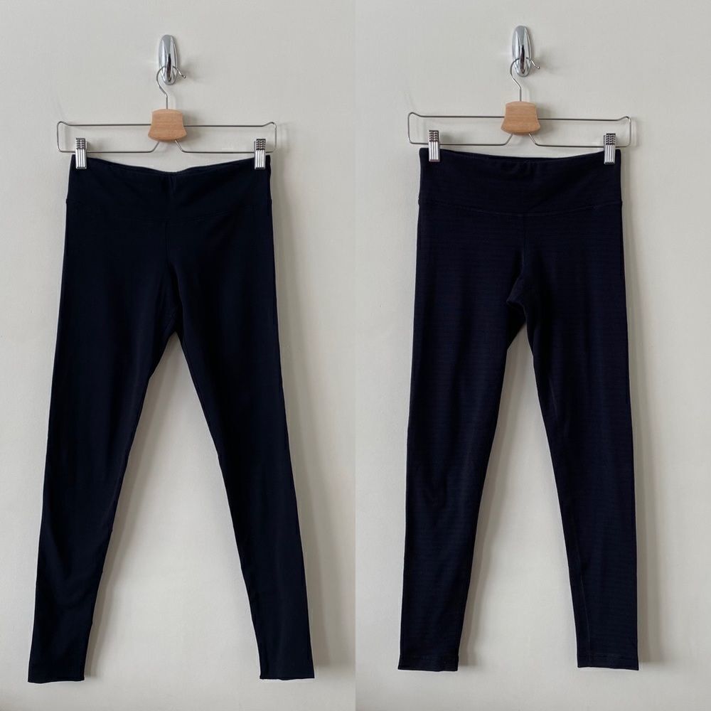 ARITZIA-TNA Solid Black/Stripe Pattern Black Leggings (Size: Small)